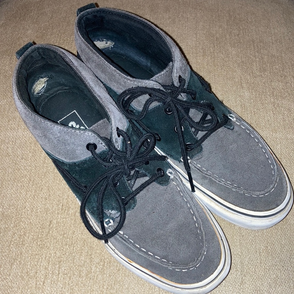 VANS Mens Chukka Del Barco Suede Mid Top Sneakers Size 10